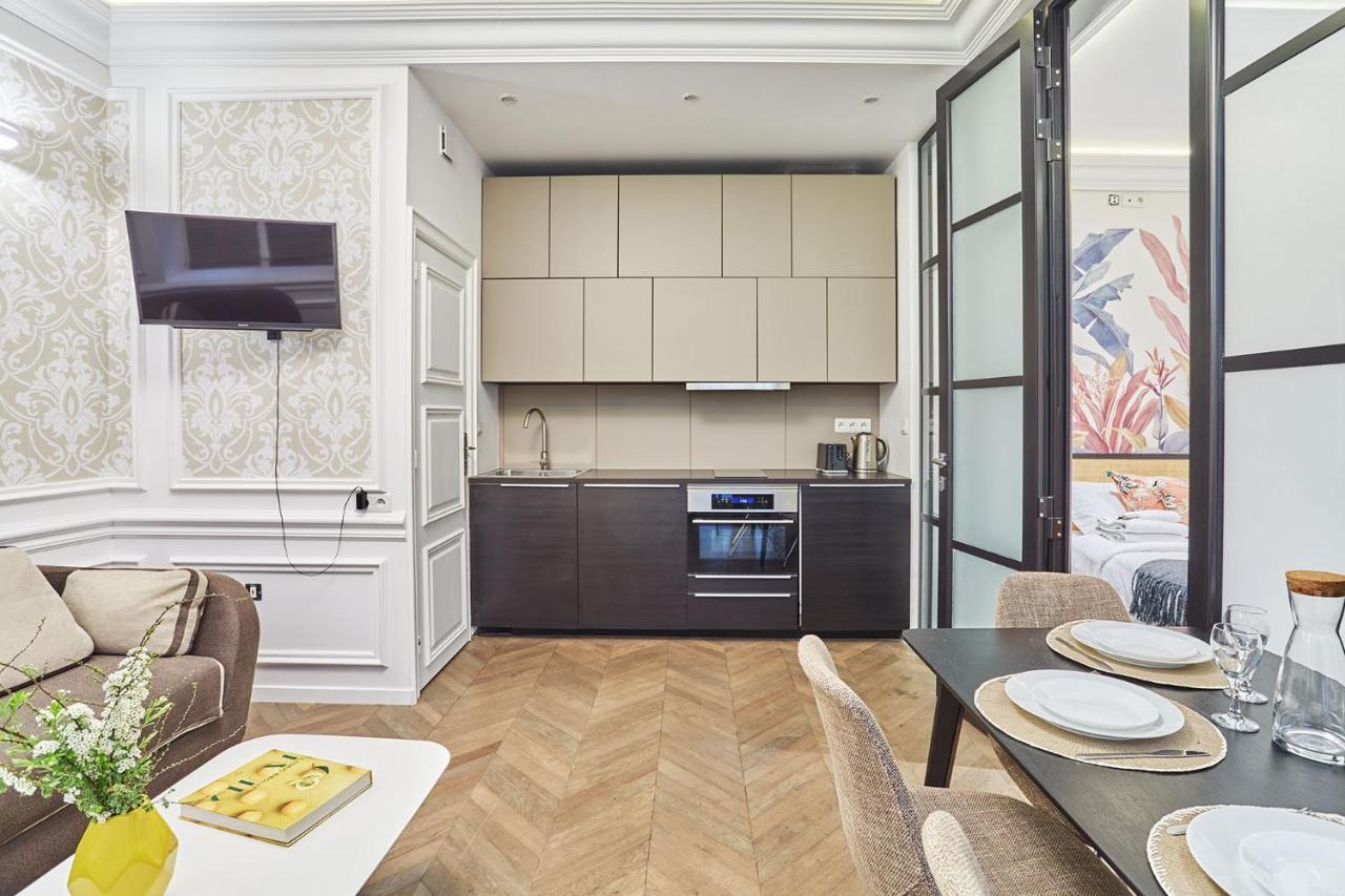 Apartment Louvre Museum By Studio Prestige Paryż Zewnętrze zdjęcie